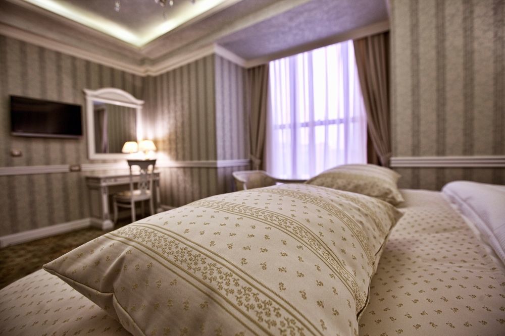 Multi Grand Pharaon Hotel Ptghni Екстер'єр фото