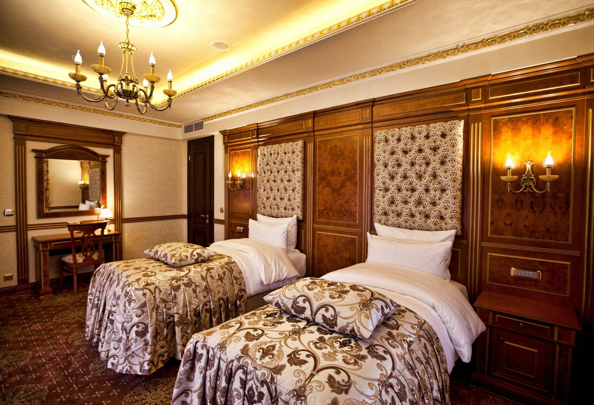 Multi Grand Pharaon Hotel Ptghni Екстер'єр фото